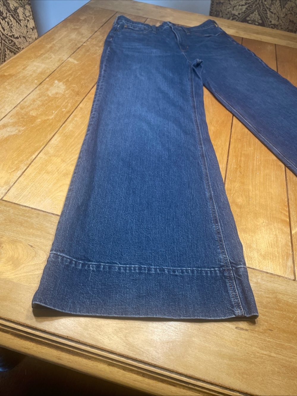 J. Crew Wide Leg Trouser Jeans Size 30x32 Color Medium Wash Denim EUC!!!